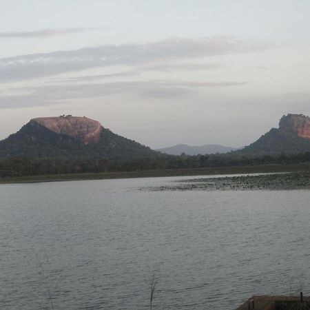 Welimaluwa Resort Sigiriya Kibissa Luaran gambar